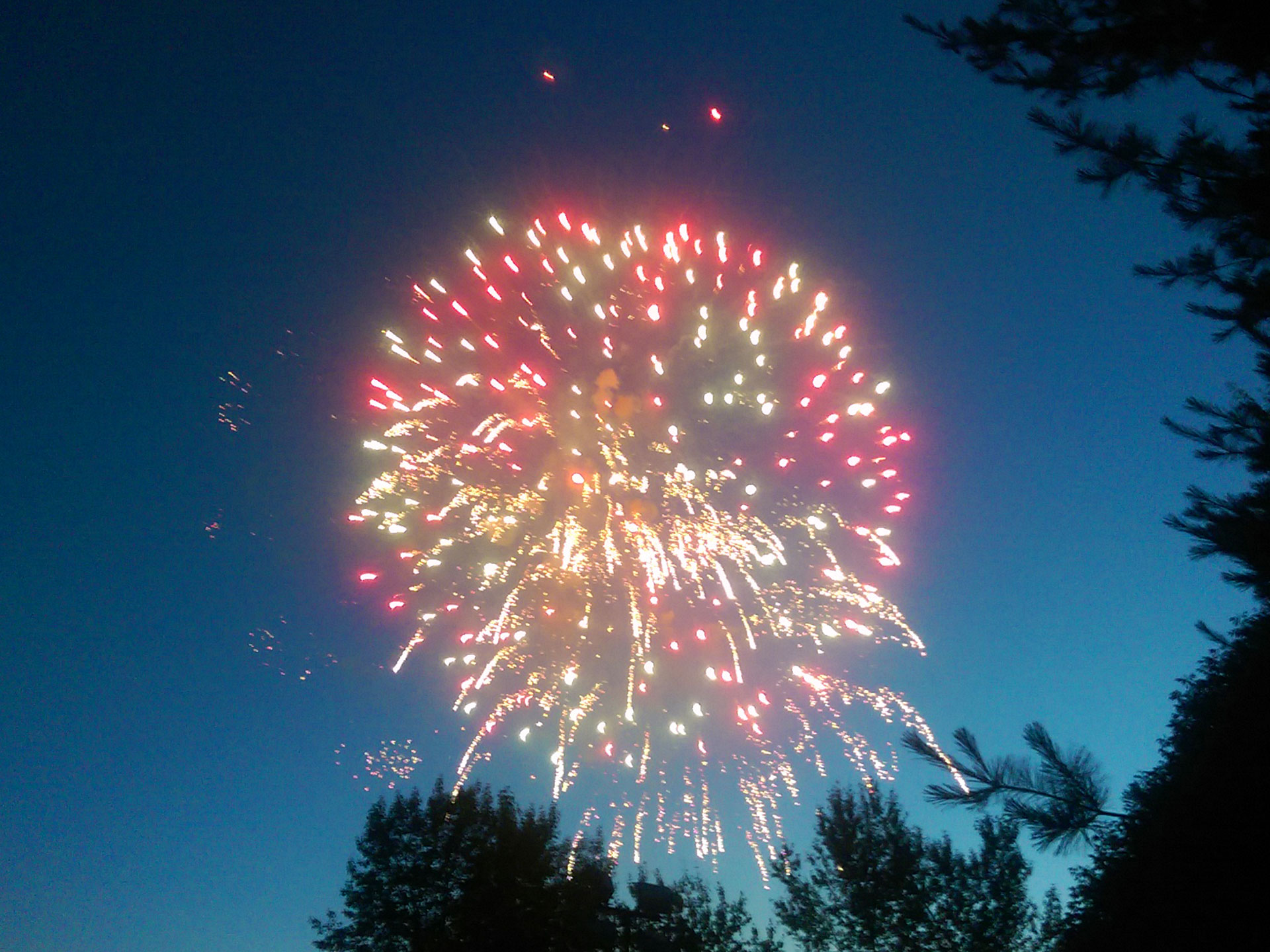 Lafarge Lake Coquitlam  Fireworks 2018